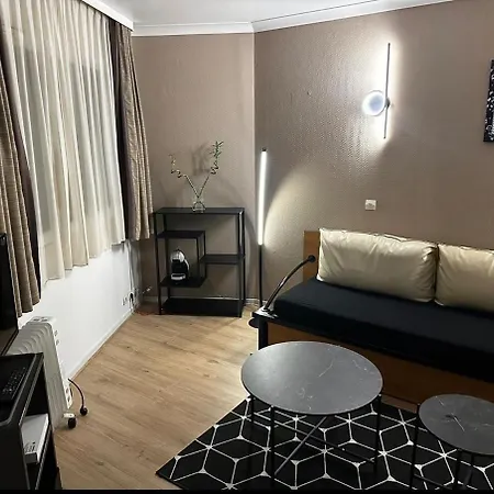 Chic And Classy Located In La Defense Paris * Courbevoie